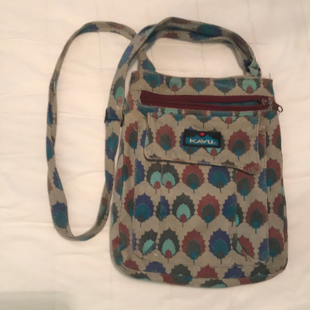 Over the shoulder Kavu Bag